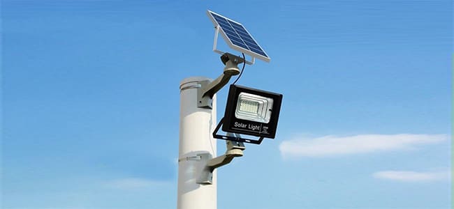 Hướng Dẫn Lắp Đặt Đèn Năng Lượng Mặt Trời Đúng Cách Từ A-Z